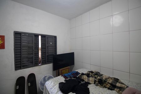 Casa à venda com 250m², 6 quartos e 4 vagas Casa à venda com 250m², 6 quartos e 4 vagasQuarto casa 2