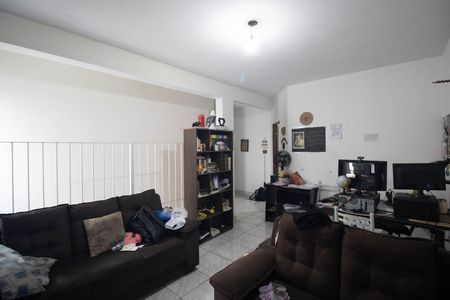 Sala de casa à venda com 6 quartos, 250m² em Jardim Martins Silva, São Paulo