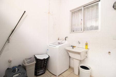 Casa para alugar com 178m², 3 quartos e 2 vagas Casa para alugar com 178m², 3 quartos e 2 vagasÁrea de Serviço