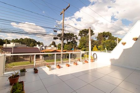 Casa para alugar com 178m², 3 quartos e 2 vagas Casa para alugar com 178m², 3 quartos e 2 vagasVaranda