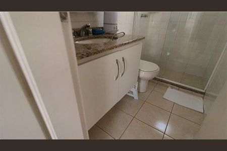 Casa para alugar com 178m², 3 quartos e 2 vagas Casa para alugar com 178m², 3 quartos e 2 vagasBanheiro da Suíte