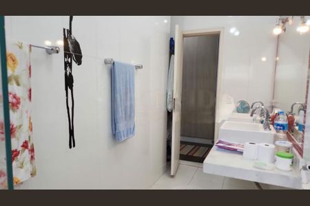 Casa à venda com 250m², 3 quartos e 4 vagas