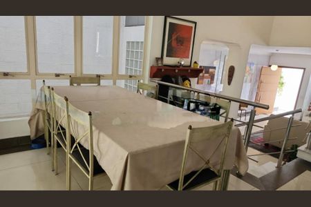 Casa à venda com 3 quartos, 250m² em Paraíso do Morumbi, São Paulo