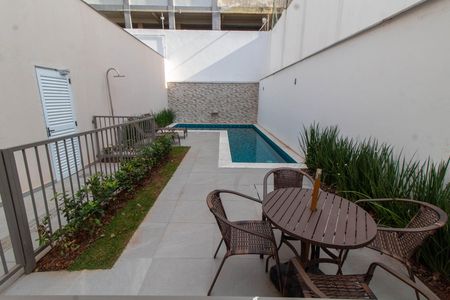 Apartamento para alugar com 43m², 2 quartos e 1 vaga Apartamento para alugar com 43m², 2 quartos e 1 vagaÁREA COMUM - PISCINA