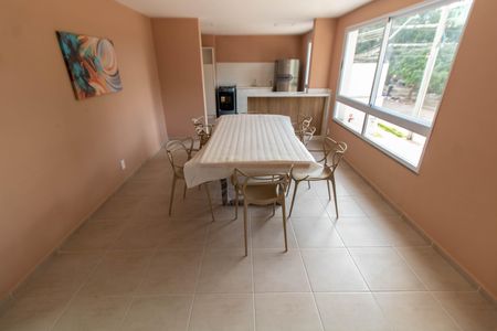 Apartamento para alugar com 43m², 2 quartos e 1 vaga Apartamento para alugar com 43m², 2 quartos e 1 vagaÁREA COMUM - SALÃO DE FESTAS