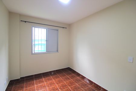 Quarto 2 de apartamento para alugar com 2 quartos, 47m² em Jardim Maraba, São Paulo