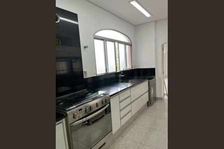 Apartamento à venda com 370m², 4 quartos e sem vaga
