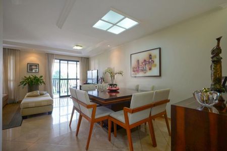 Apartamento à venda com 3 quartos, 141m² em Santo Amaro, São Paulo