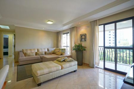 Apartamento à venda com 3 quartos, 141m² em Santo Amaro, São Paulo