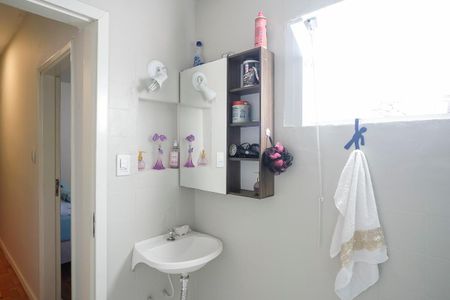 Casa à venda com 120m², 3 quartos e 2 vagasBanheiro