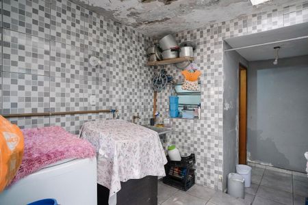 Casa à venda com 120m², 3 quartos e 2 vagasÁrea de serviço