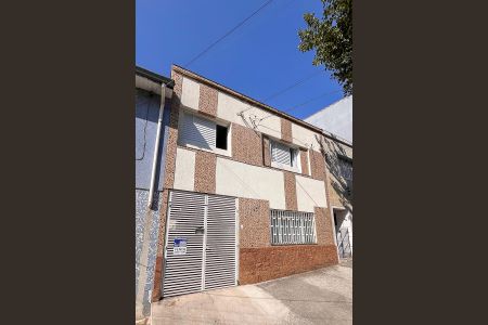 Casa à venda com 120m², 3 quartos e 2 vagasFachada + plaquinha