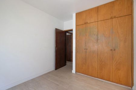 Casa à venda com 212m², 4 quartos e 4 vagas