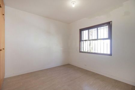 Casa à venda com 212m², 4 quartos e 4 vagas