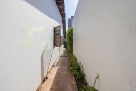Casa à venda com 212m², 4 quartos e 4 vagas