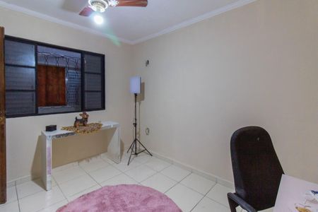 Casa para alugar com 525m², 4 quartos e 2 vagasQuarto 2
