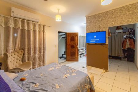 Casa para alugar com 525m², 4 quartos e 2 vagasSuíte