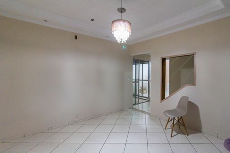 Casa para alugar com 525m², 4 quartos e 2 vagasSala