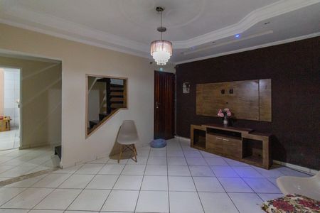 Sala de casa à venda com 4 quartos, 525m² em Vila Rosalia, Guarulhos