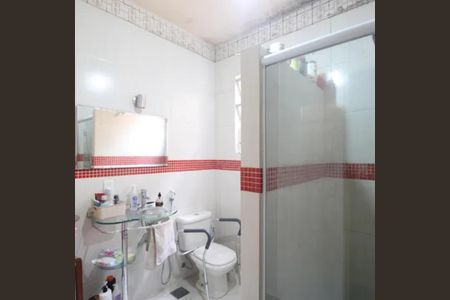 Casa para alugar com 228m², 3 quartos e sem vaga Casa para alugar com 228m², 3 quartos e sem vagaBanheiro