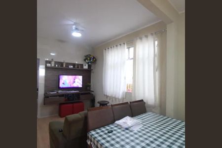 Casa para alugar com 228m², 3 quartos e sem vaga Casa para alugar com 228m², 3 quartos e sem vagaSala