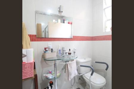 Casa para alugar com 228m², 3 quartos e sem vaga Casa para alugar com 228m², 3 quartos e sem vagaBanheiro