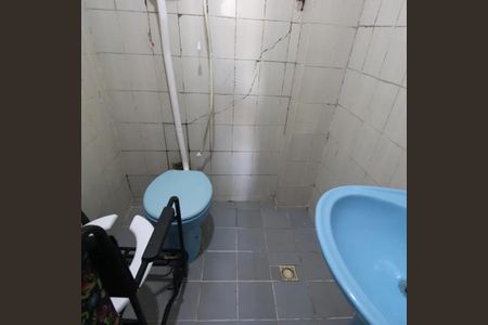 Casa para alugar com 228m², 3 quartos e sem vaga Casa para alugar com 228m², 3 quartos e sem vagaBanheiro