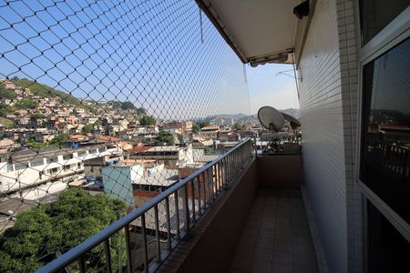 Apartamento para alugar com 110m², 2 quartos e 1 vagaVaranda da sala