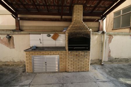 Área comum - Churrasqueira de apartamento para alugar com 2 quartos, 110m² em Olaria, Rio de Janeiro