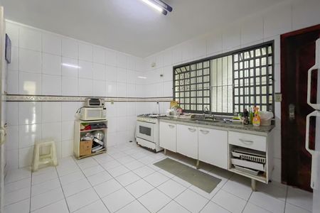 Casa à venda com 220m², 3 quartos e 2 vagasCozinha