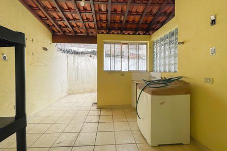 Casa à venda com 220m², 3 quartos e 2 vagasÁrea de Serviço