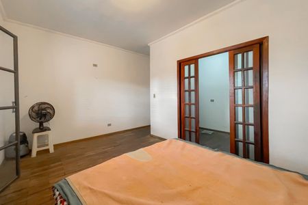 Casa à venda com 220m², 3 quartos e 2 vagasSuíte 1