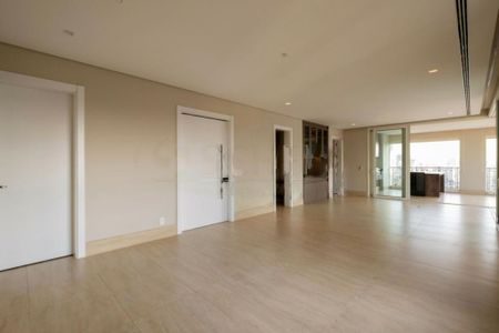 Apartamento à venda com 274m², 5 quartos e 4 vagas