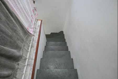 Casa à venda com 125m², 3 quartos e 2 vagasEscada