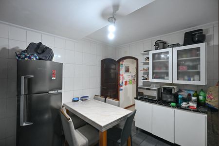 Casa à venda com 125m², 3 quartos e 2 vagasCozinha