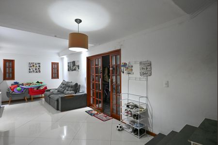 Sala de casa à venda com 3 quartos, 125m² em Jardim Monte Kemel, São Paulo