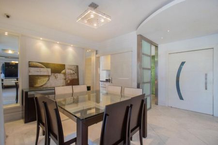 Apartamento à venda com 177m², 3 quartos e 3 vagas