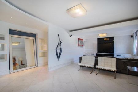 Apartamento à venda com 177m², 3 quartos e 3 vagas