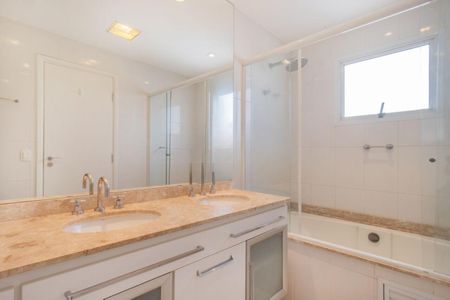 Apartamento à venda com 177m², 3 quartos e 3 vagas