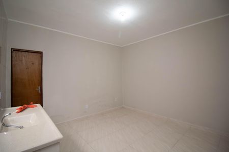 Casa para alugar com 100m², 2 quartos e 1 vaga