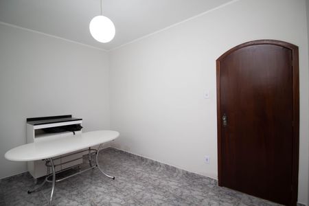 Casa para alugar com 100m², 2 quartos e 1 vaga Casa para alugar com 100m², 2 quartos e 1 vagaQuarto 2