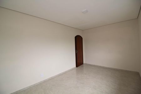 Casa para alugar com 100m², 2 quartos e 1 vaga Casa para alugar com 100m², 2 quartos e 1 vagaQuarto 1