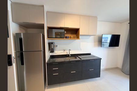 Cozinha de kitnet/studio para alugar com 1 quarto, 26m² em Santo Amaro, São Paulo