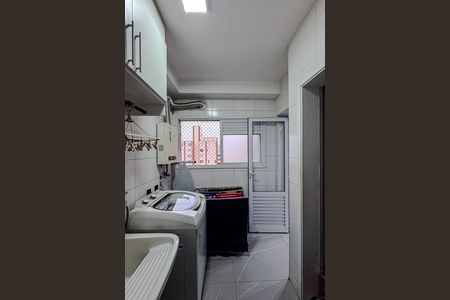 Apartamento para alugar com 126m², 3 quartos e 2 vagas Apartamento para alugar com 126m², 3 quartos e 2 vagasÁrea de Serviço