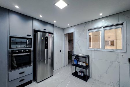 Apartamento para alugar com 126m², 3 quartos e 2 vagas Apartamento para alugar com 126m², 3 quartos e 2 vagasCozinha