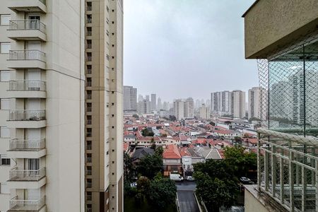 Apartamento para alugar com 126m², 3 quartos e 2 vagas Apartamento para alugar com 126m², 3 quartos e 2 vagasVista do Quarto 1