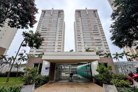 Apartamento para alugar com 126m², 3 quartos e 2 vagas Apartamento para alugar com 126m², 3 quartos e 2 vagasFachada com Plaquinha