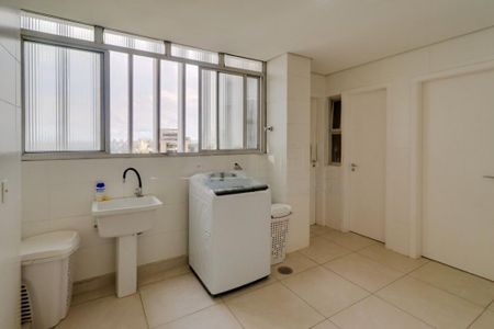 Apartamento à venda com 756m², 5 quartos e 5 vagas