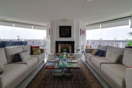 Apartamento à venda com 5 quartos, 756m² em Real Parque, São Paulo