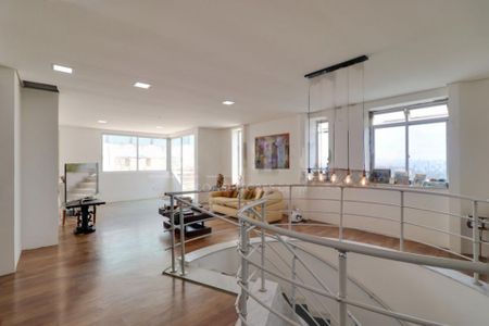 Apartamento à venda com 5 quartos, 756m² em Real Parque, São Paulo